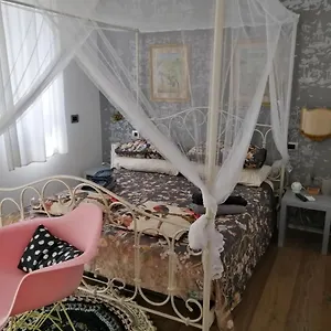 Via Dei Dori Bed & Breakfast