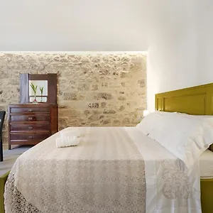 Hyblaliferooms , Ragusa Italia